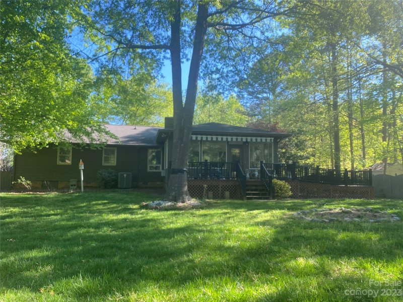 Property image 3 at 10508 Knox Avenue, Matthews, NC 28105