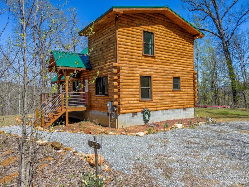 Property image 2 at 1213 Safari Drive, Sylva, NC 28779