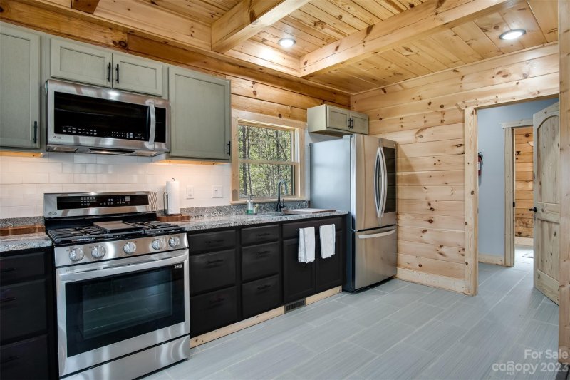 Property image 3 at 1213 Safari Drive, Sylva, NC 28779