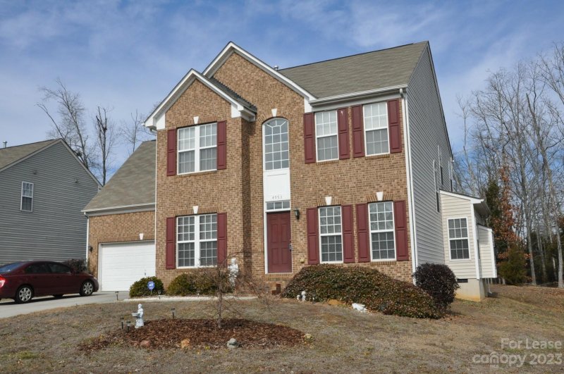 4956 Summerside Drive