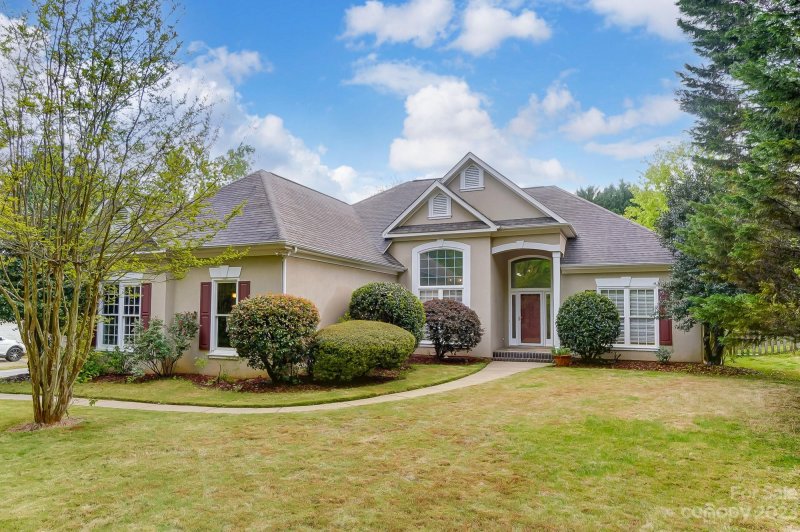 Property image 2 at 530 Dovefield Drive, Indian Trail, NC 28079