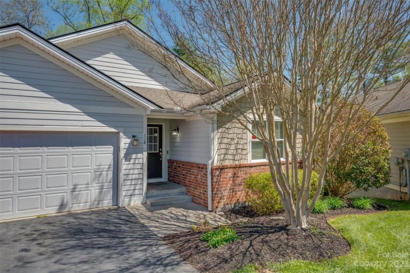 Property image 2 at 118 Little Fox Lane, Fletcher, NC 28732