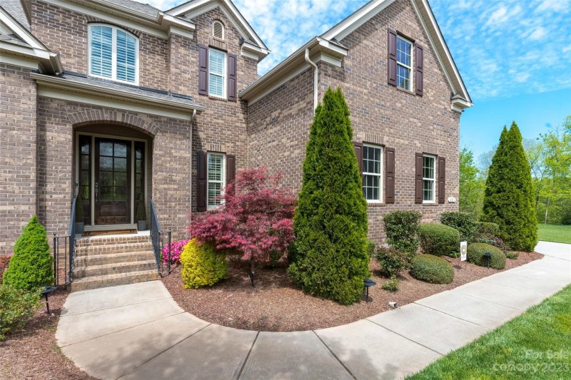 Property image 3 at 401 Five Leaf Lane, Waxhaw, NC 28173