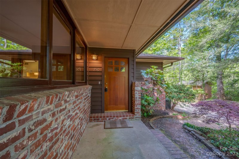 Property image 3 at 750 Braewick Road, Tryon, NC 28782