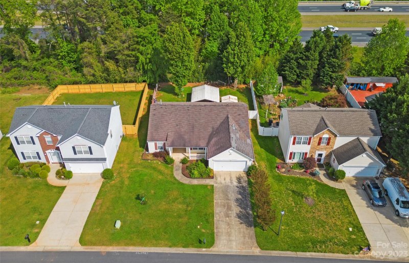 Property image 5 at 9740 Avensong Crossing Drive, Charlotte, NC 28215