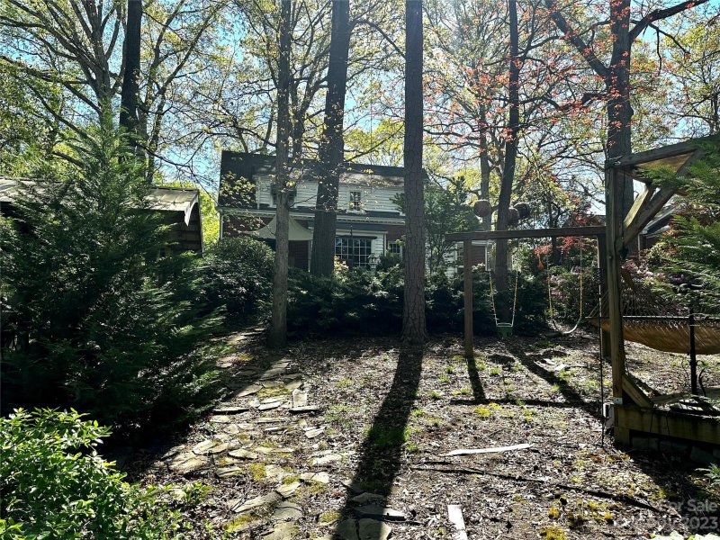 Property image 4 at 415 10th Street, Hickory, NC 28601