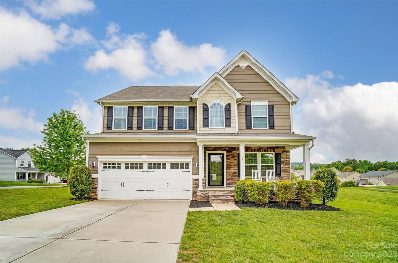 Property image 2 at 3717 English Garden Drive, Gastonia, NC 28056