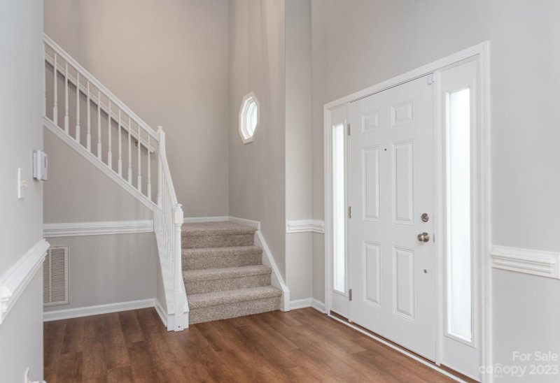 Property image 5 at 9412 Cantle Drive, Charlotte, NC 28216