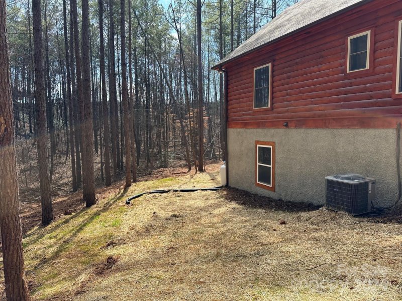 Property image 5 of 132 Chasewood Drive in Deer Run at Lake Lure, Rutherfordton, NC 28139