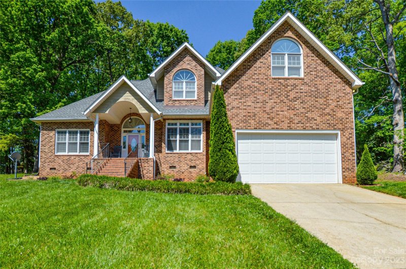2157 Raven Drive