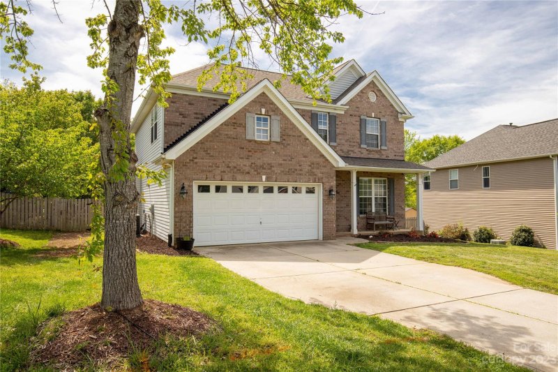Property image 2 at 1705 Fernledge Drive, Clover, SC 29710