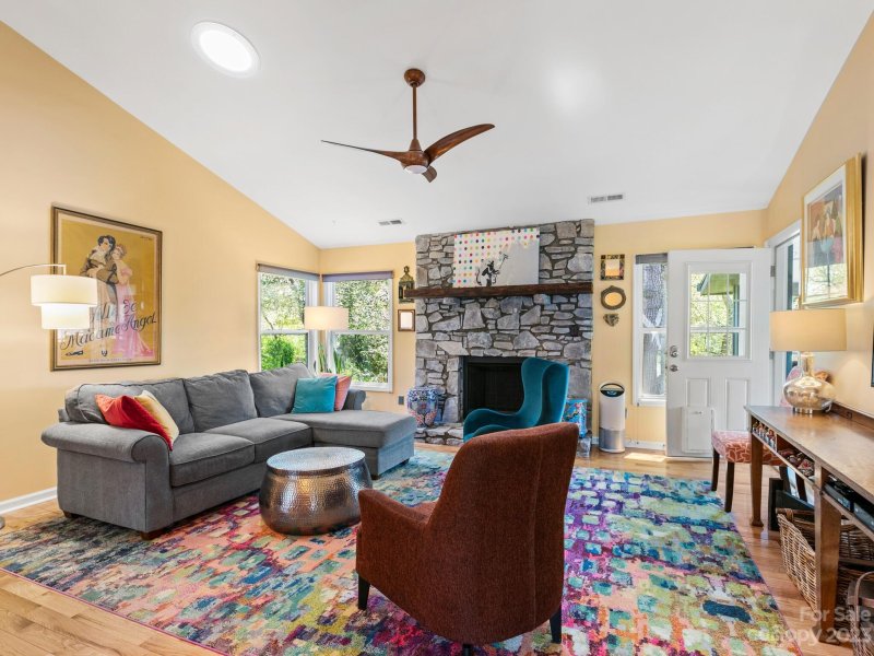 Property image 2 at 14a Windflower Court, Asheville, NC 28805