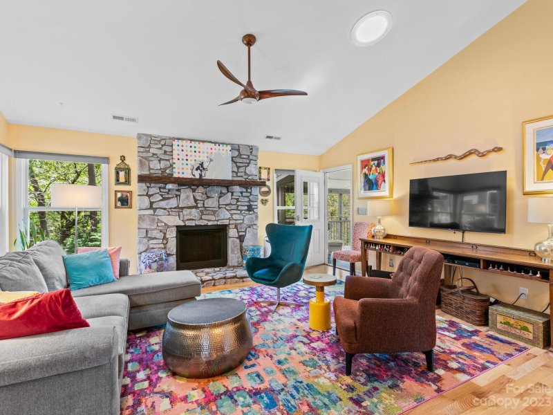 Property image 5 at 14a Windflower Court, Asheville, NC 28805