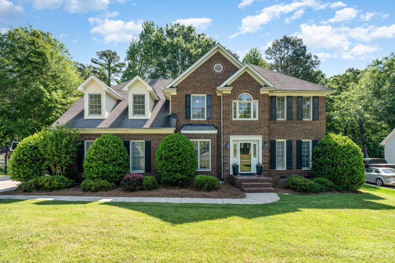 2788 Lamplighter Drive