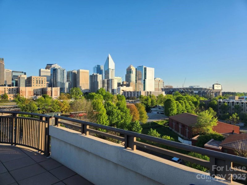 Property image 5 at 718 W Trade Street, Charlotte, NC 28202