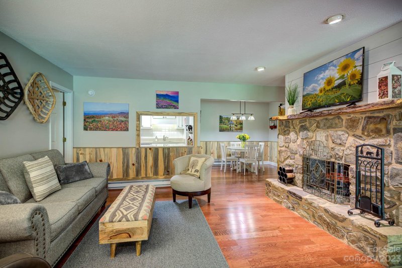 Property image 2 at 155 Glen Burney Lane, Blowing Rock, NC 28605