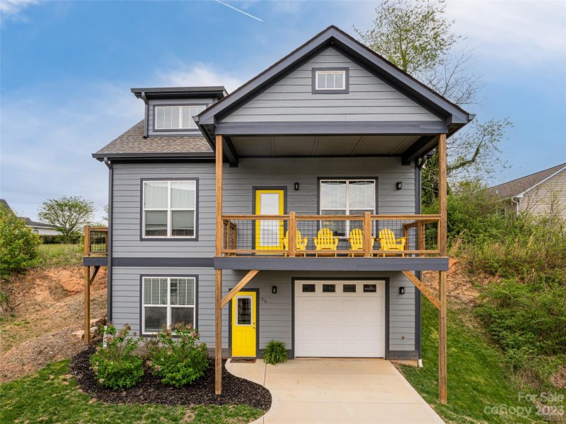 Property image 2 at 35 Alice Clement Lane, Asheville, NC 28803