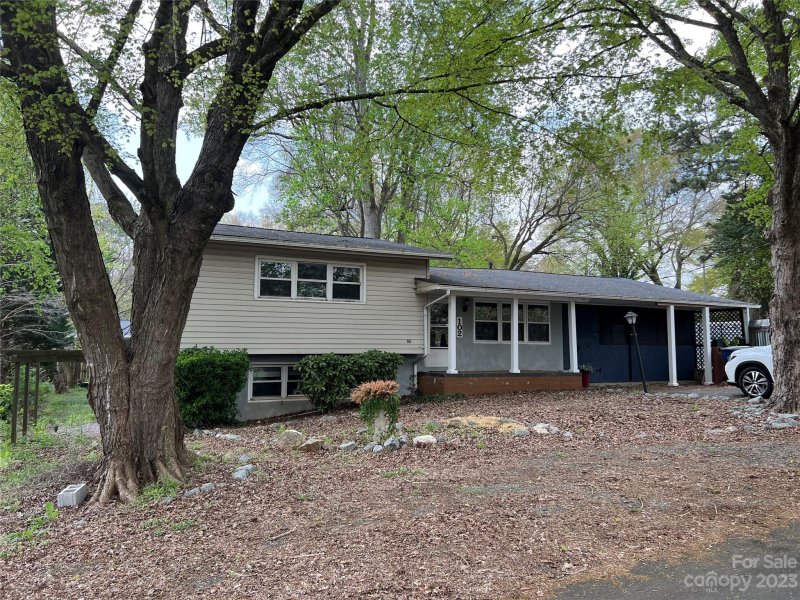 Property image 2 at 102 Norton Road, Mount Holly, NC 28120