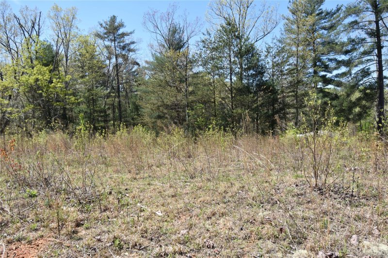 Property image 4 at 2689 Kite Drive, Lenoir, NC 28645