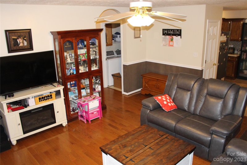 Property image 4 at 2095 Samanthas Wells Lane, Newton, NC 28658