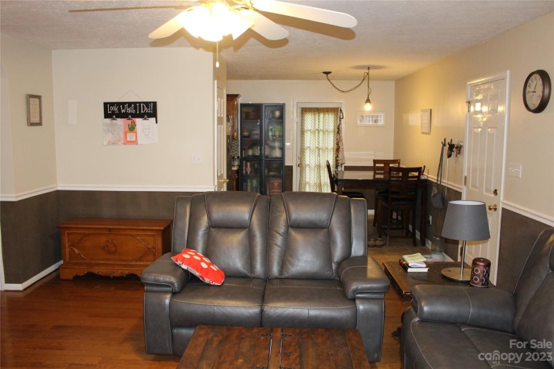 Property image 5 at 2095 Samanthas Wells Lane, Newton, NC 28658