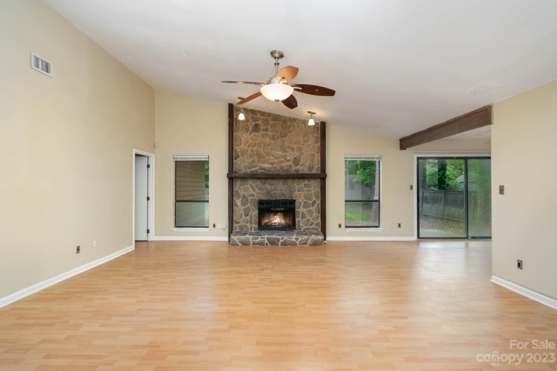 Property image 2 at 4625 Butterwick Lane, Charlotte, NC 28212