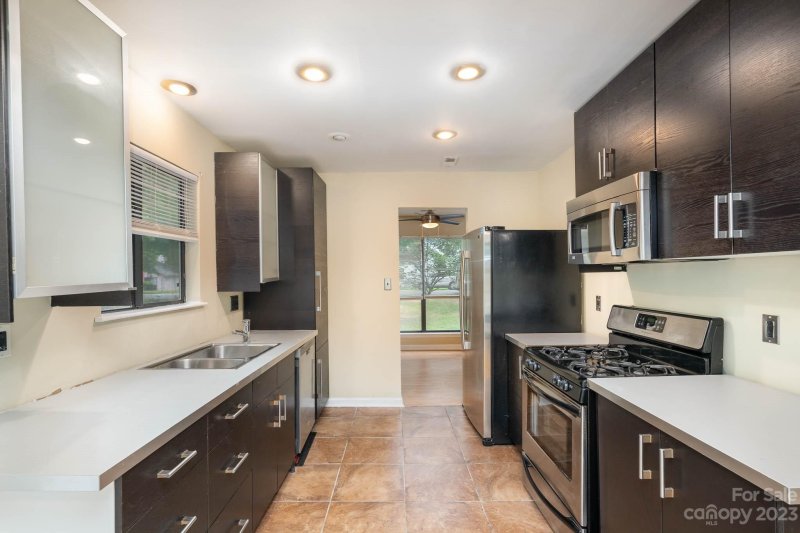 Property image 4 at 4625 Butterwick Lane, Charlotte, NC 28212