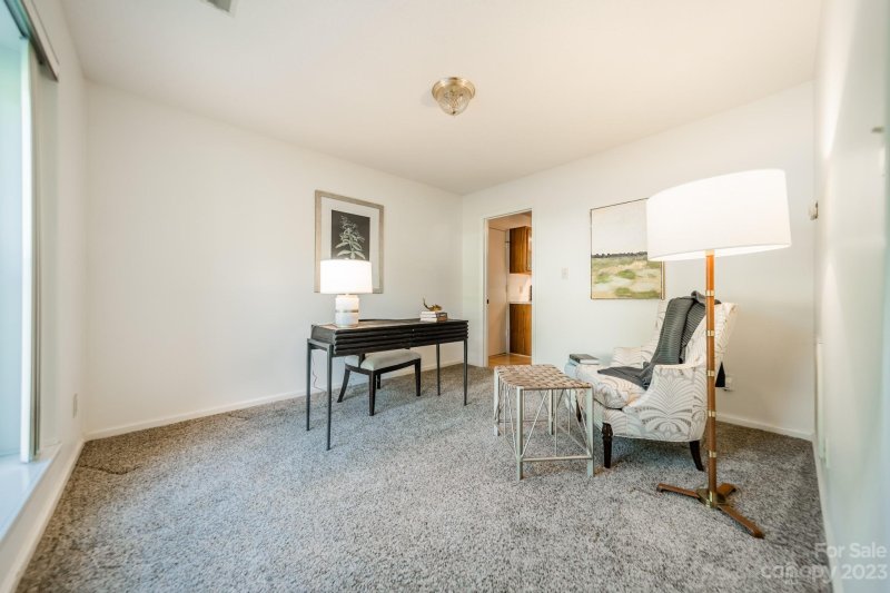 Property image 4 at 8310 David Lee Lane, Charlotte, NC 28227