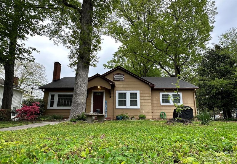 Property image 2 at 1426 White Oak Avenue, Albemarle, NC 28001