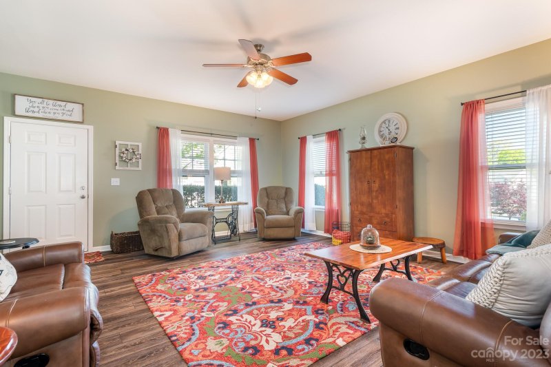 Property image 4 at 1522 Kellys Landing Drive, Mount Holly, NC 28120