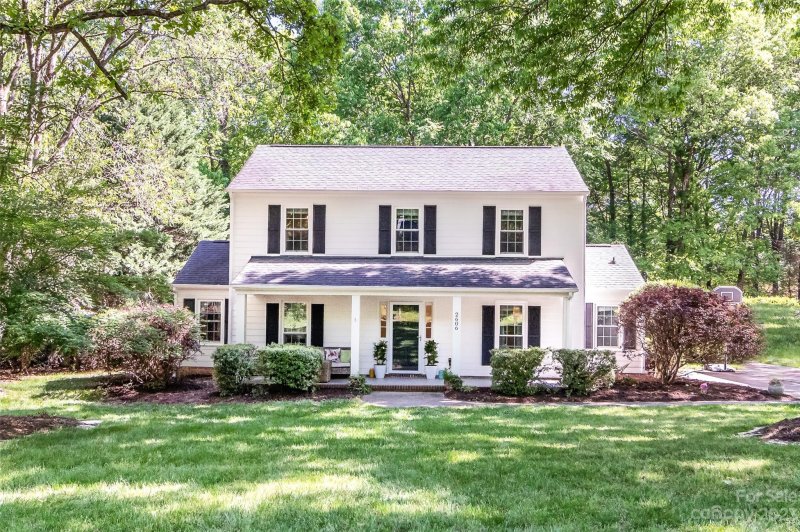 Property image 2 at 2606 Lawton Bluff Road, Charlotte, NC 28226