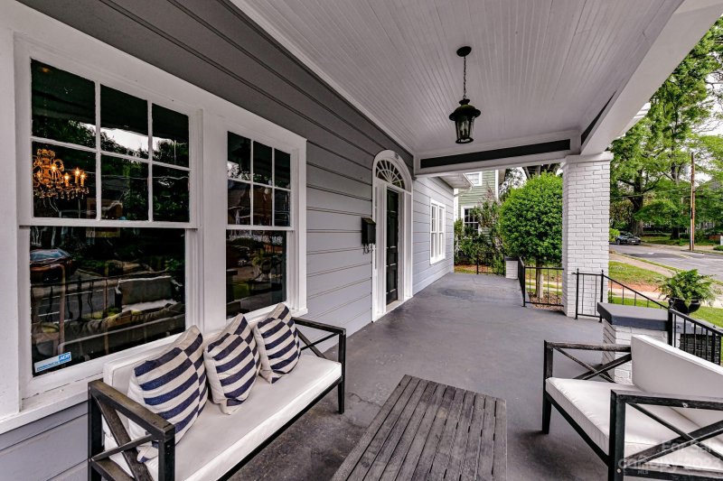 Property image 3 at 115 N Green Street, Statesville, NC 28677