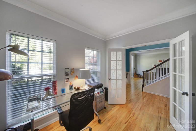 Property image 4 at 2126 Mt Isle Harbor Drive, Charlotte, NC 28214