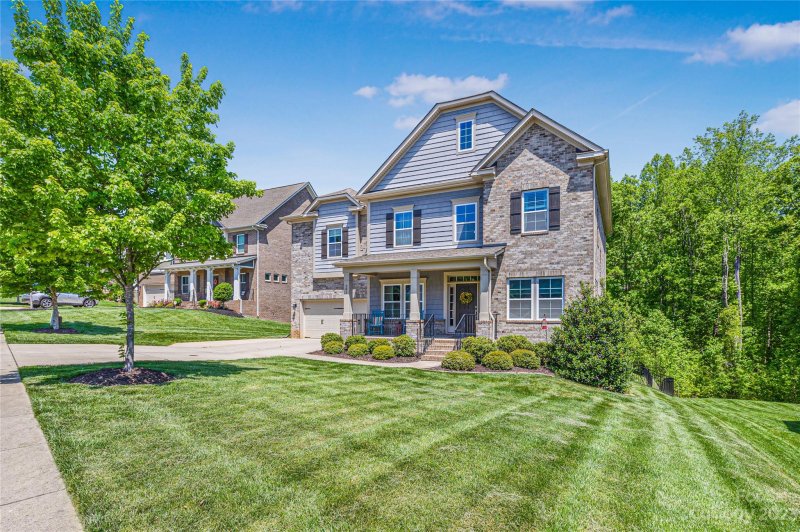 281 E Waterlynn Road