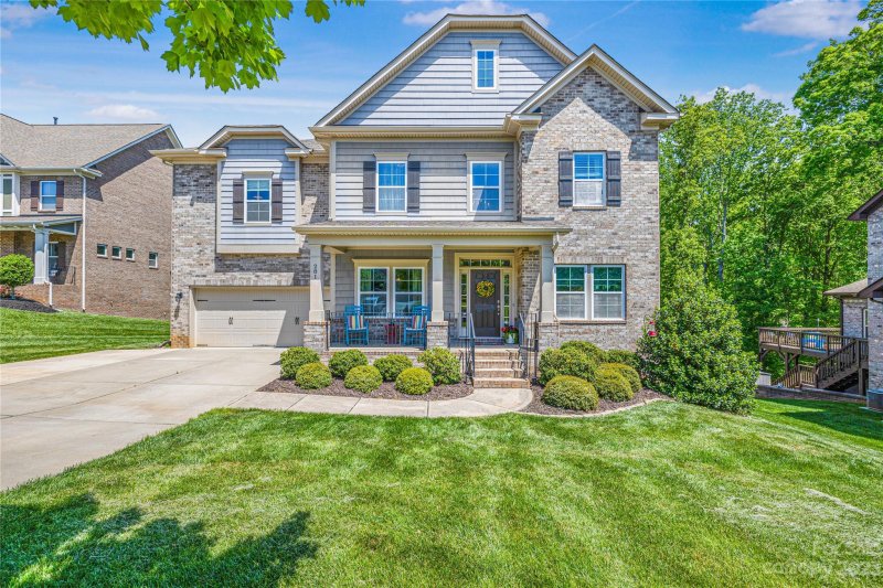 Property image 3 at 281 E Waterlynn Road, Mooresville, NC 28115