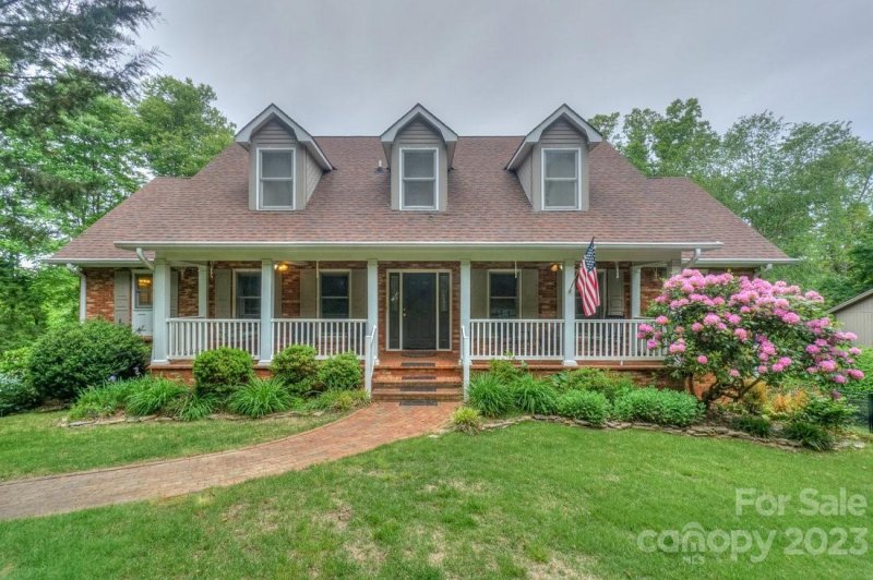 Property image 4 at 5407 Gunpowder Drive, Hickory, NC 28601