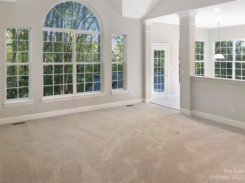 Property image 3 at 7536 Chapel Ridge Road, Charlotte, NC 28269