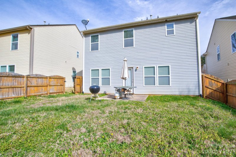 Property image 2 at 1033 Joselynn Drive, Gastonia, NC 28054