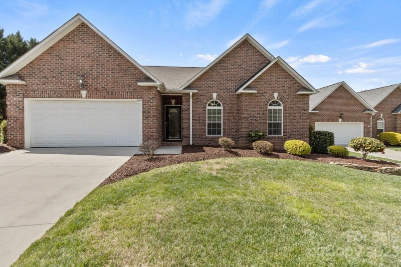 Property image 2 at 915 Overhill Road, Salisbury, NC 28144