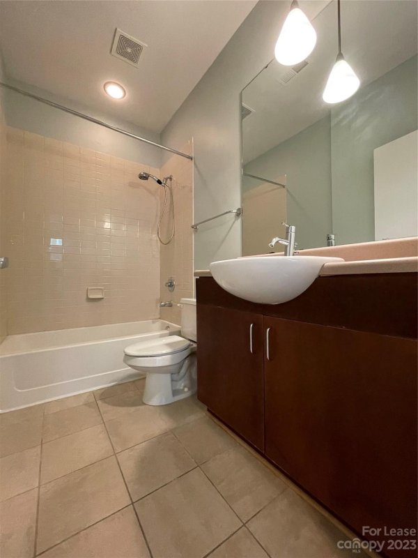 Property image 5 at 961 E 7th Street, Charlotte, NC 28204