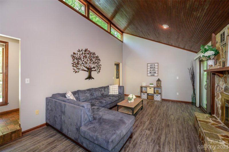 Property image 4 at 10901 Ford Road, Charlotte, NC 28214