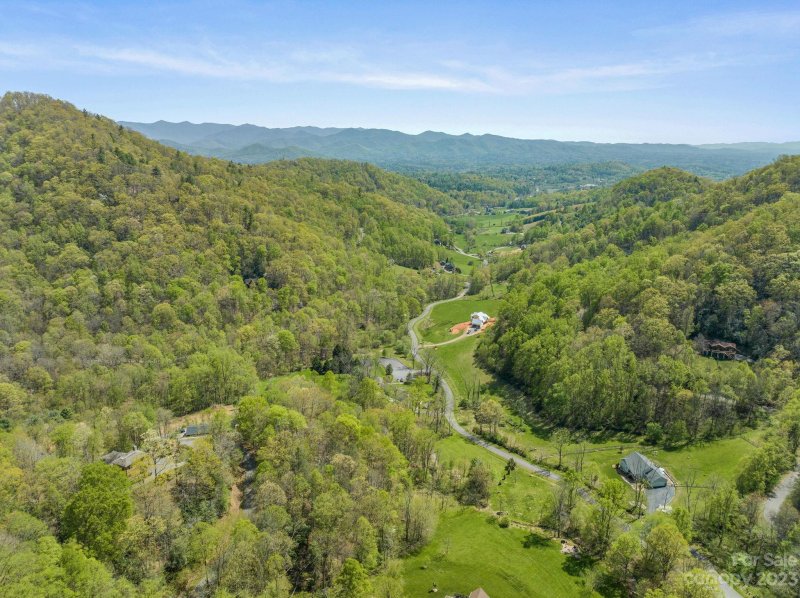 Property image 2 at 195 Red Sky Ridge, Mars Hill, NC 28754