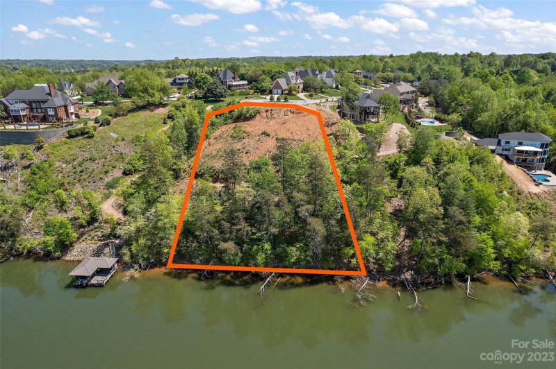 Property image 3 at 841 37th Avenue, Hickory, NC 28601