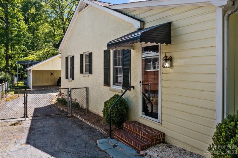 Property image 4 at 1656 Wiltshire Road, Salisbury, NC 28144