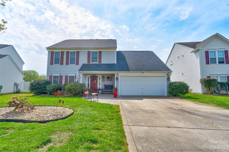 Property image 2 at 117 Crestwood Drive, Mount Holly, NC 28120