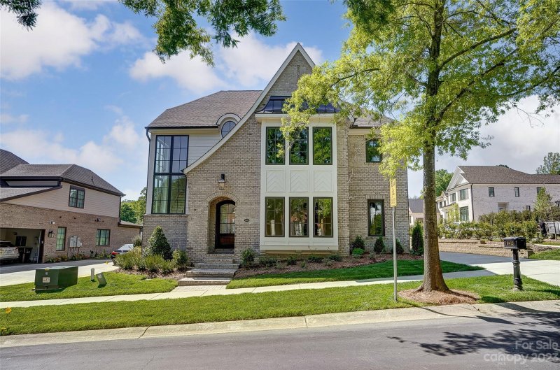 Property image 2 at 9413 Heydon Hall Circle, Charlotte, NC 28210