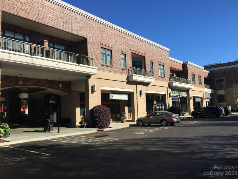 Property image 2 at 720 Governor Morrison Street, Charlotte, NC 28211