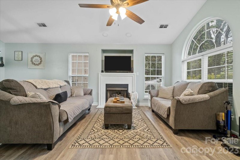 Property image 4 at 336 Pelling Drive, York, SC 29745