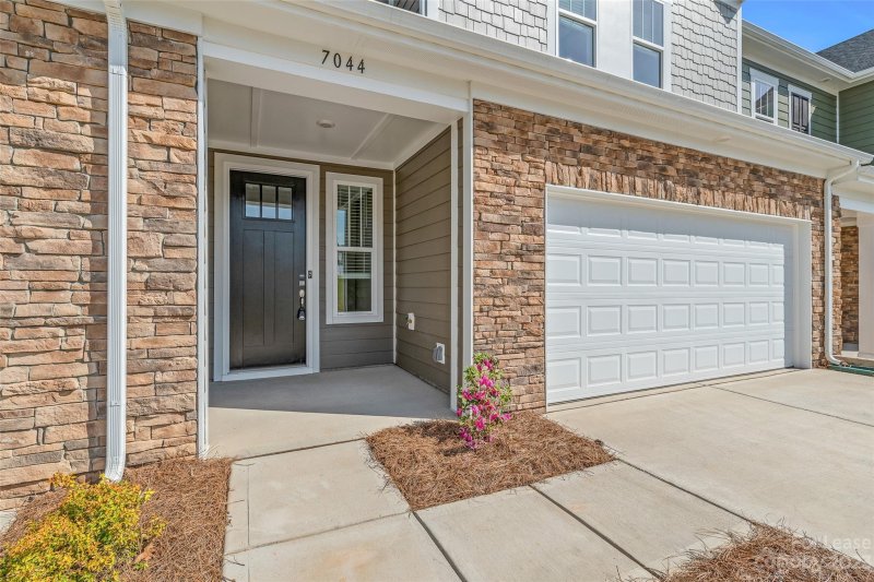 Property image 4 at 7044 Heron Rookery Way, Charlotte, NC 28214