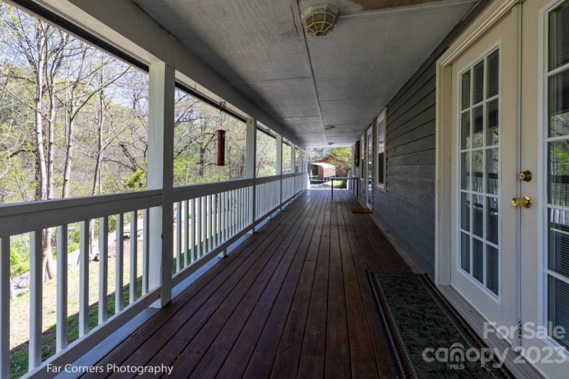 Property image 4 at 98 Country Creek Drive, Sylva, NC 28779